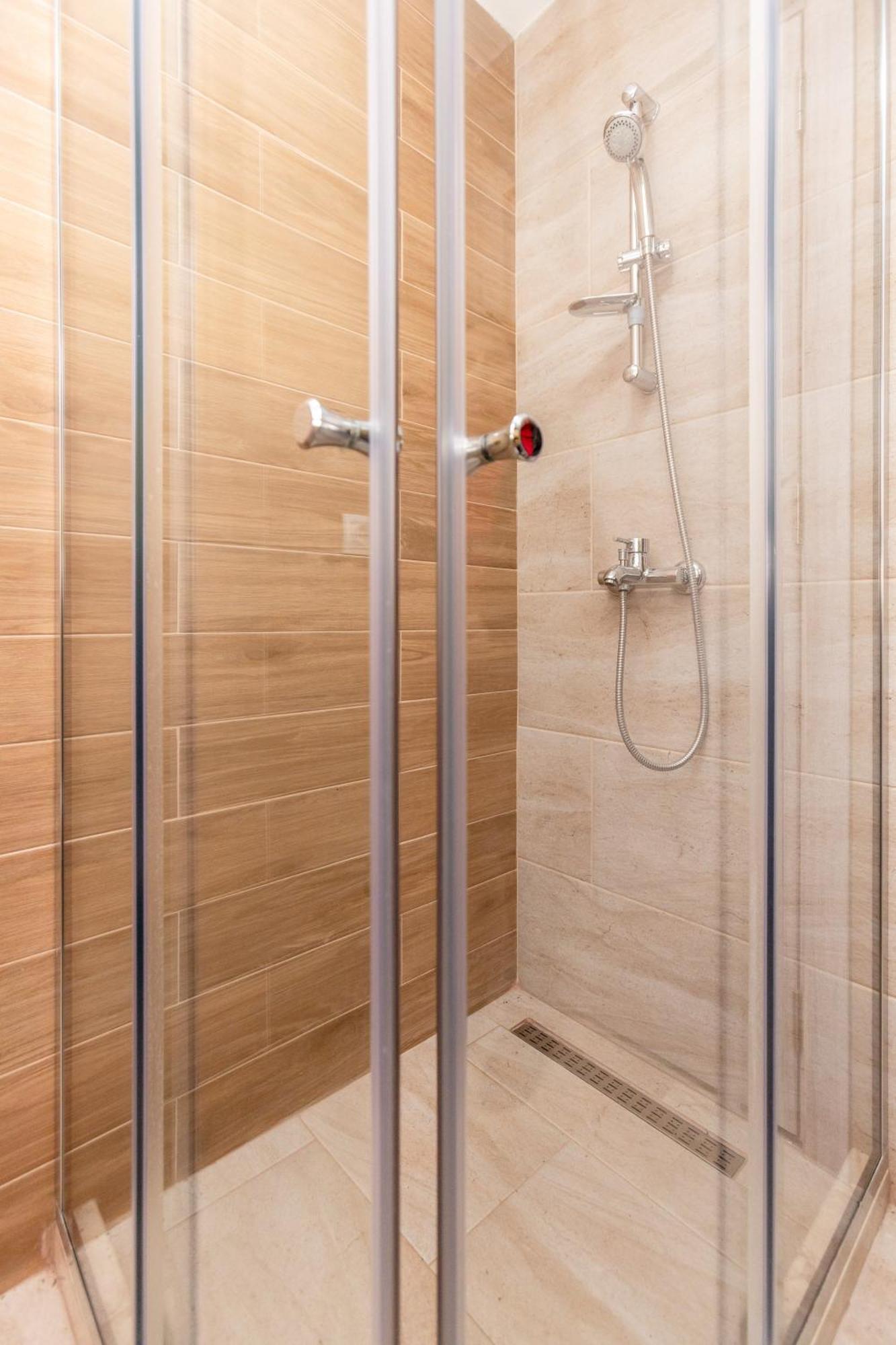 Apartamento Posejdon Lux Utjeha Exterior foto