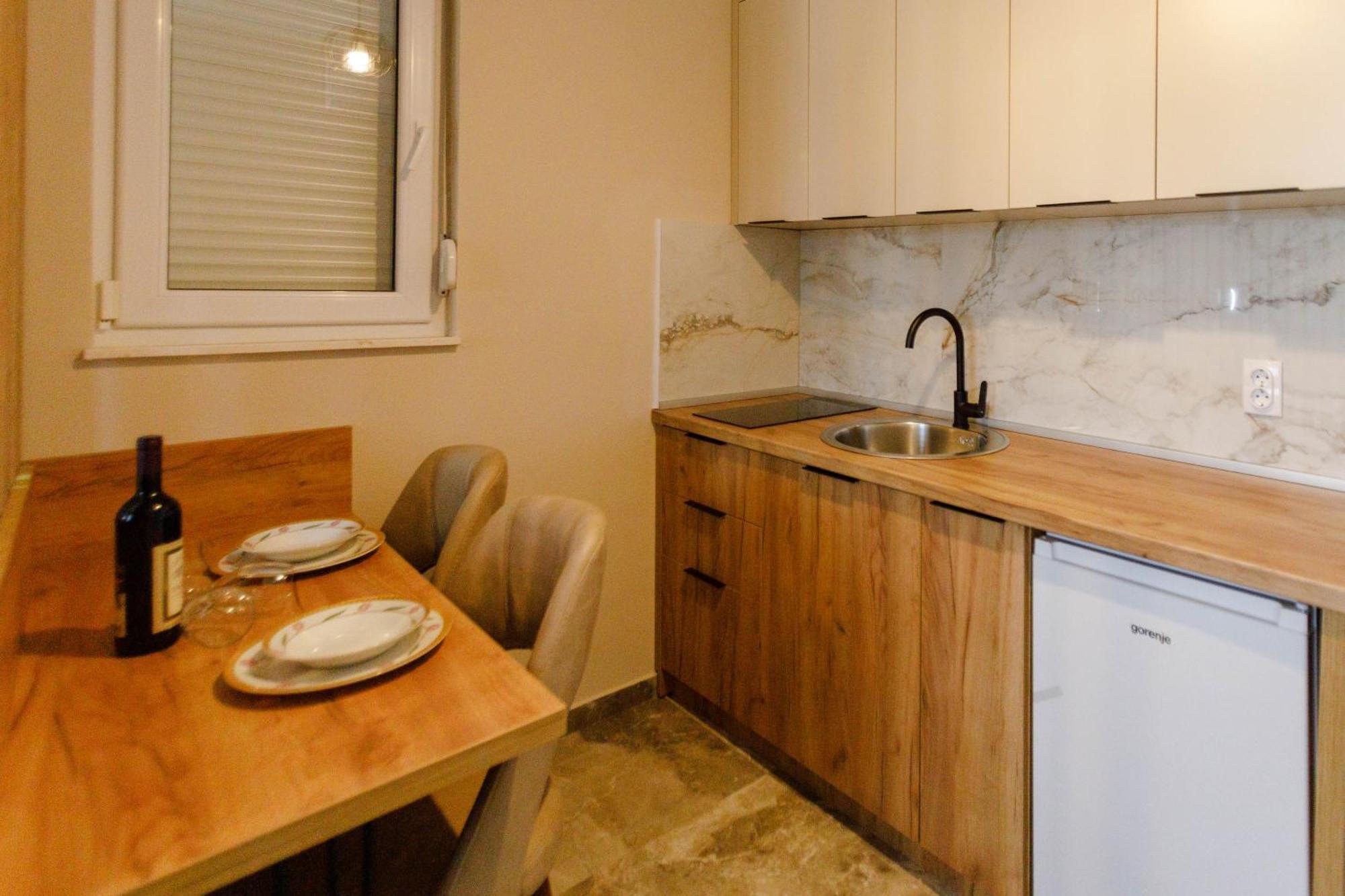 Apartamento Posejdon Lux Utjeha Exterior foto