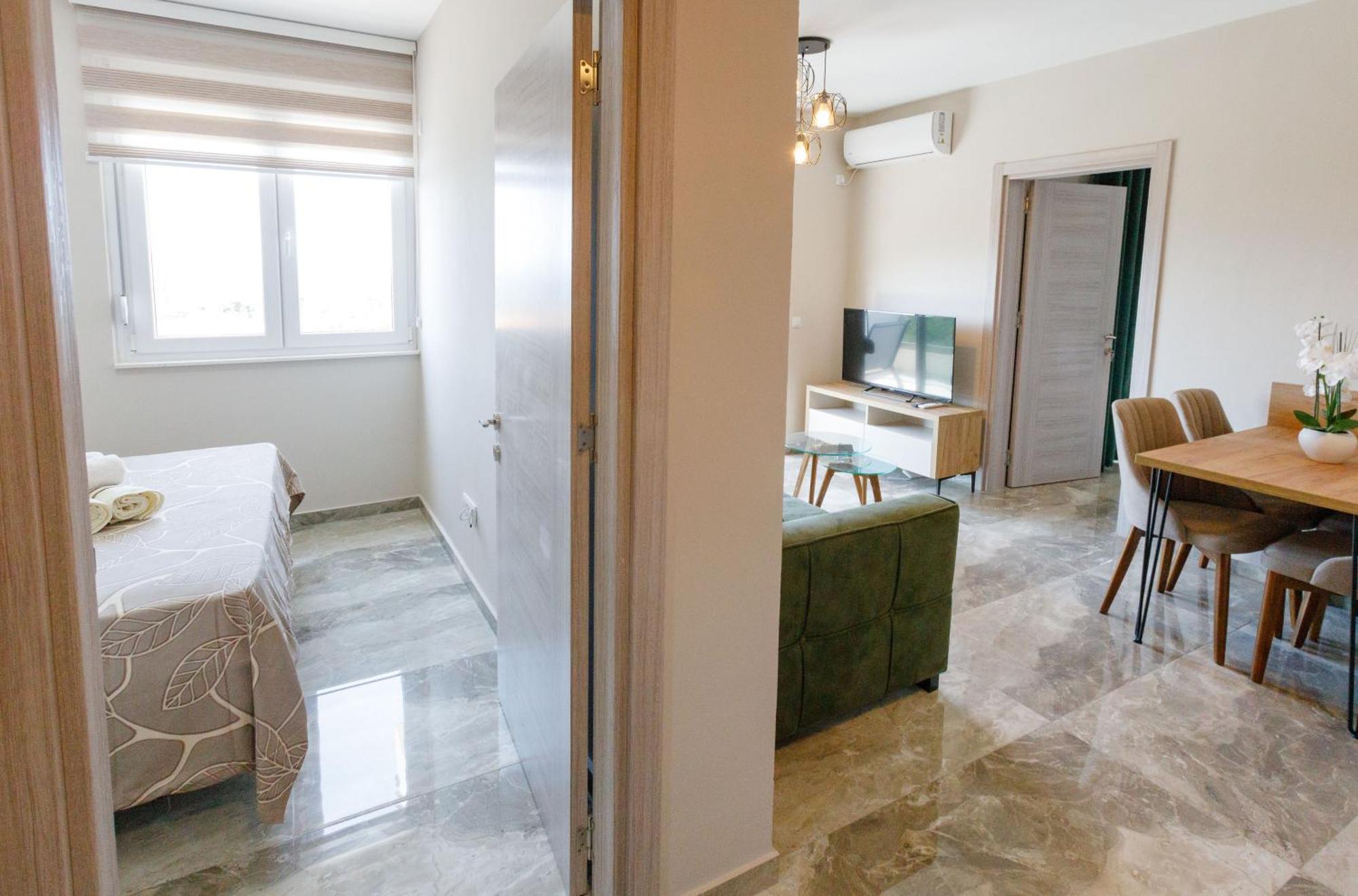 Apartamento Posejdon Lux Utjeha Exterior foto