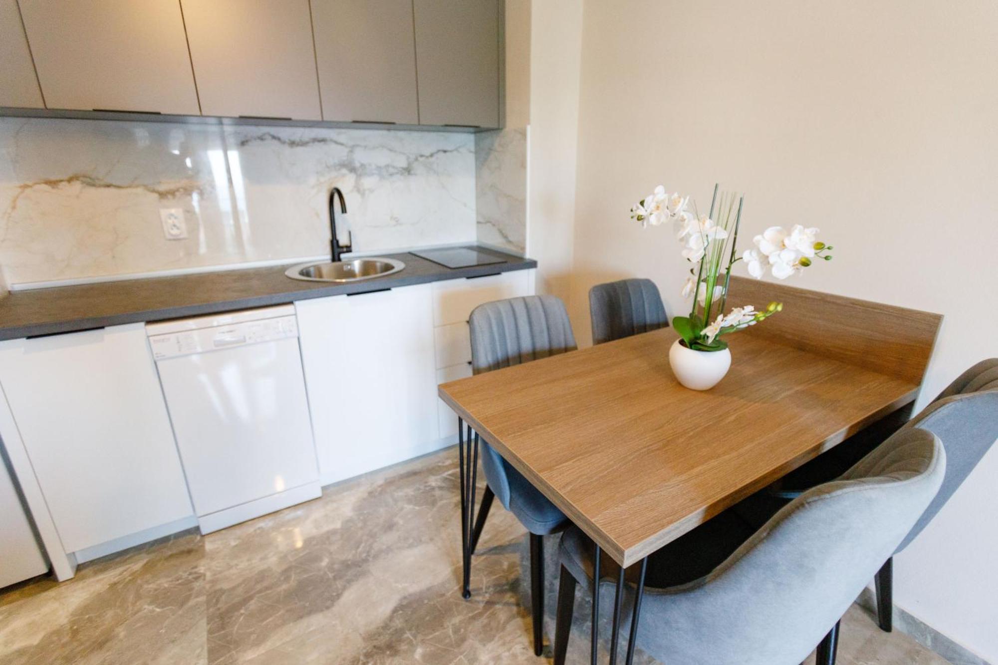 Apartamento Posejdon Lux Utjeha Exterior foto